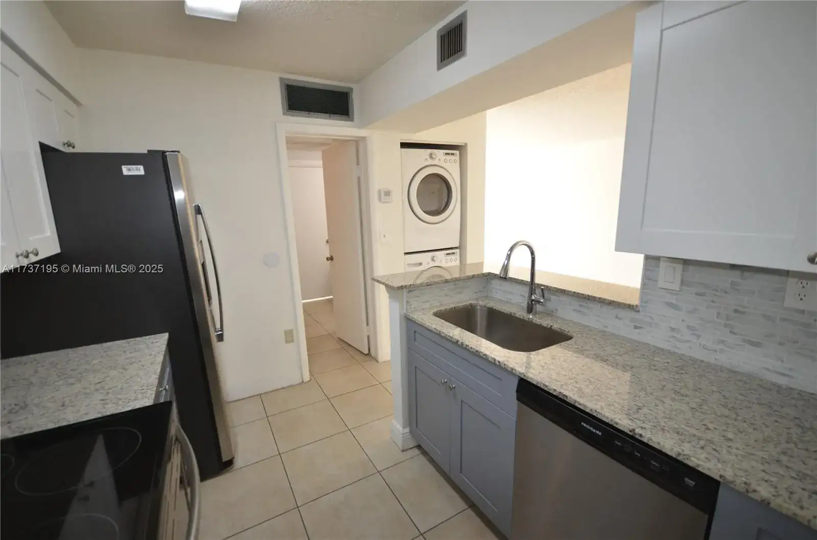 15201 SW 80th St # 207, Miami FL 33193 photo 3