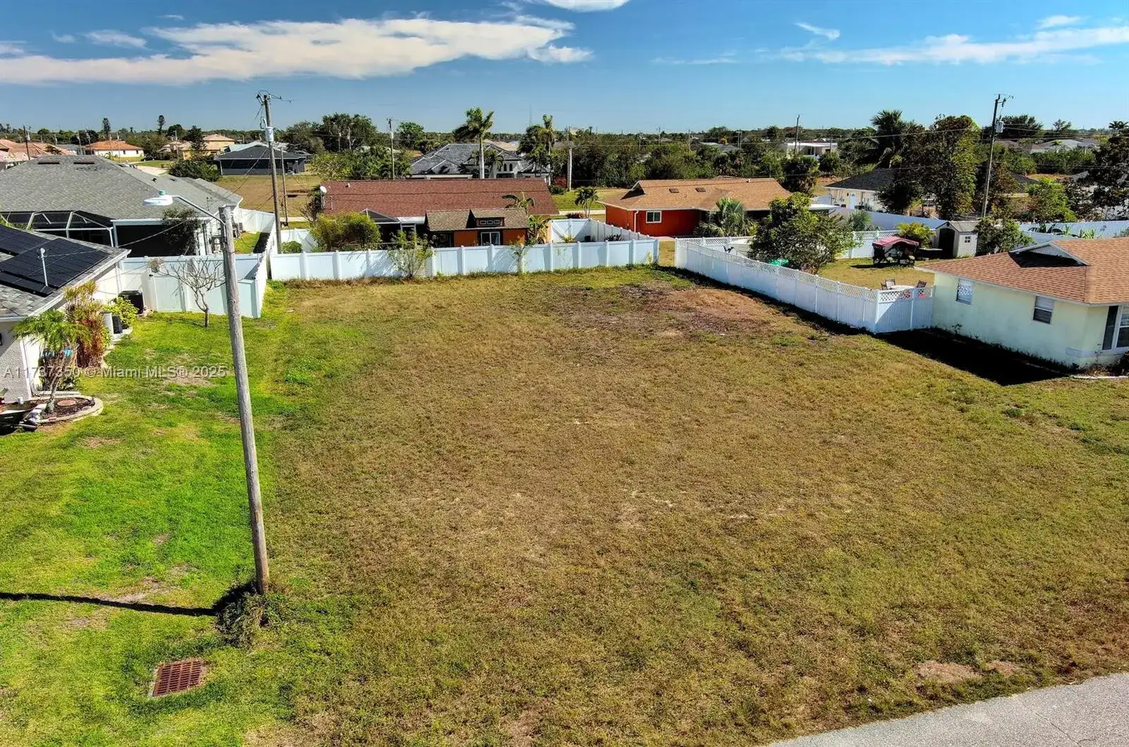 2013 NE 18th Ave, Cape Coral FL 33909 photo 4