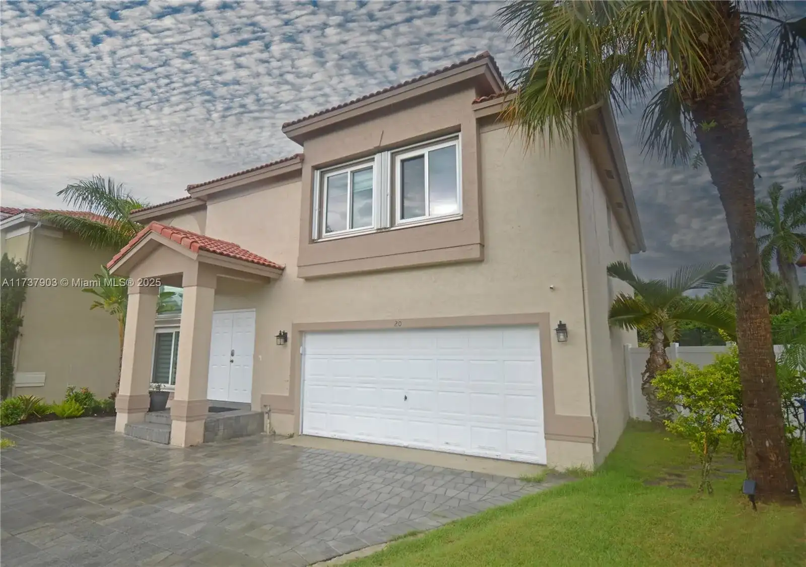 20 Gables Blvd, Weston FL 33326 photo 2