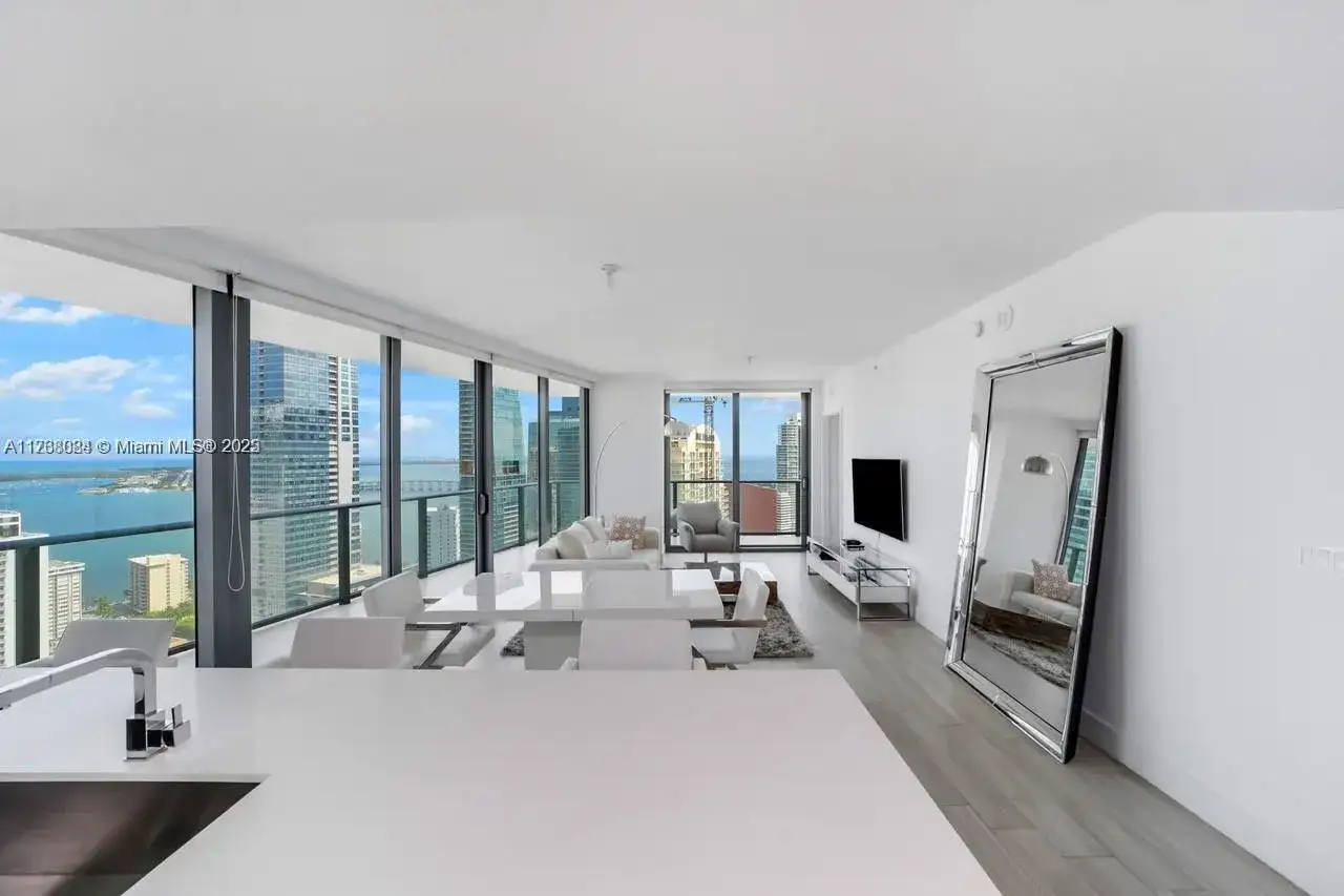 1300 S Miami Ave, Miami FL 33130 photo 2