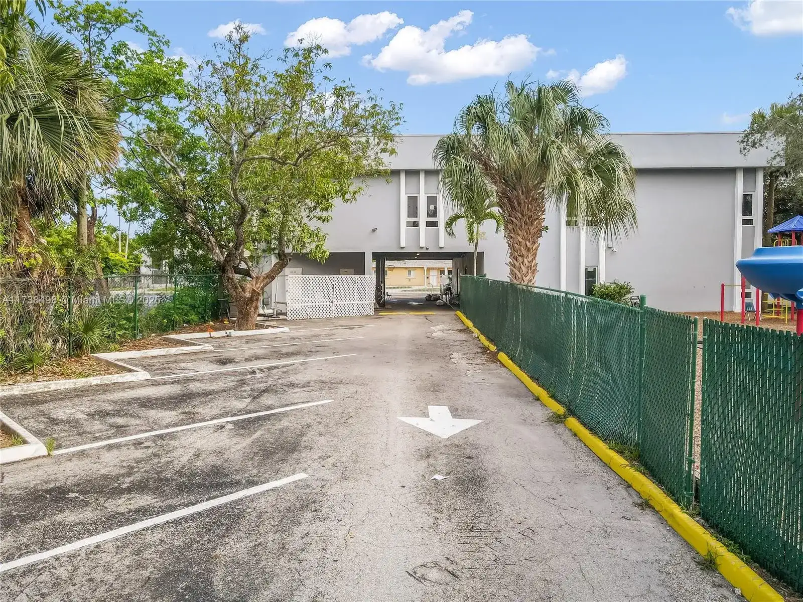 2751 Van Buren St, Hollywood FL 33020 photo 5