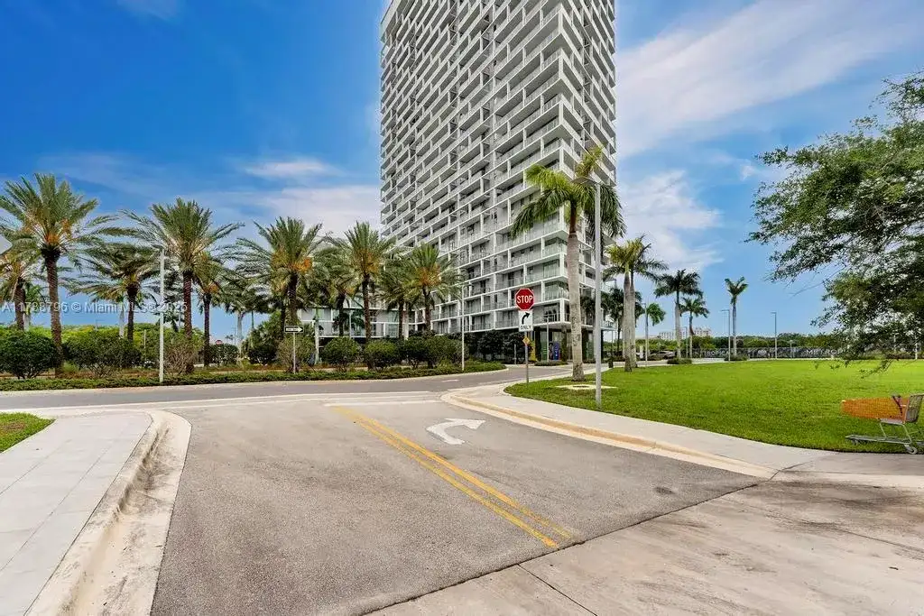 2000 Metropica Way # 2307, Sunrise FL 33323 photo 3