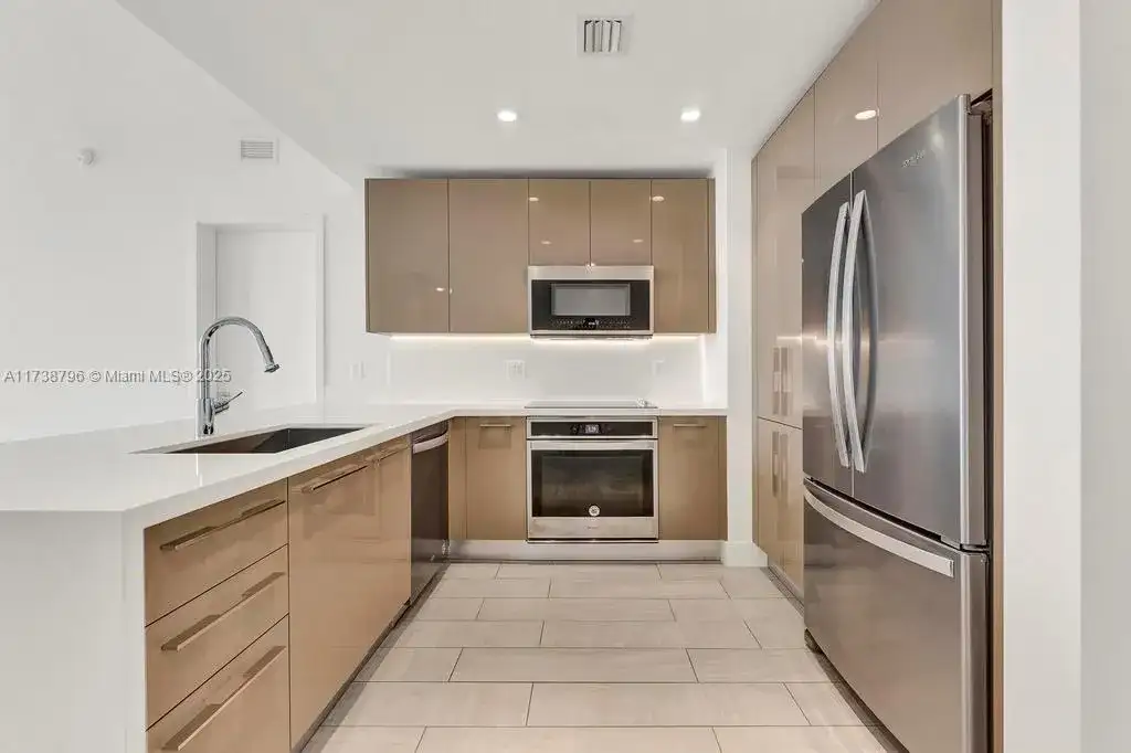 2000 Metropica Way # 2307, Sunrise FL 33323 photo 5