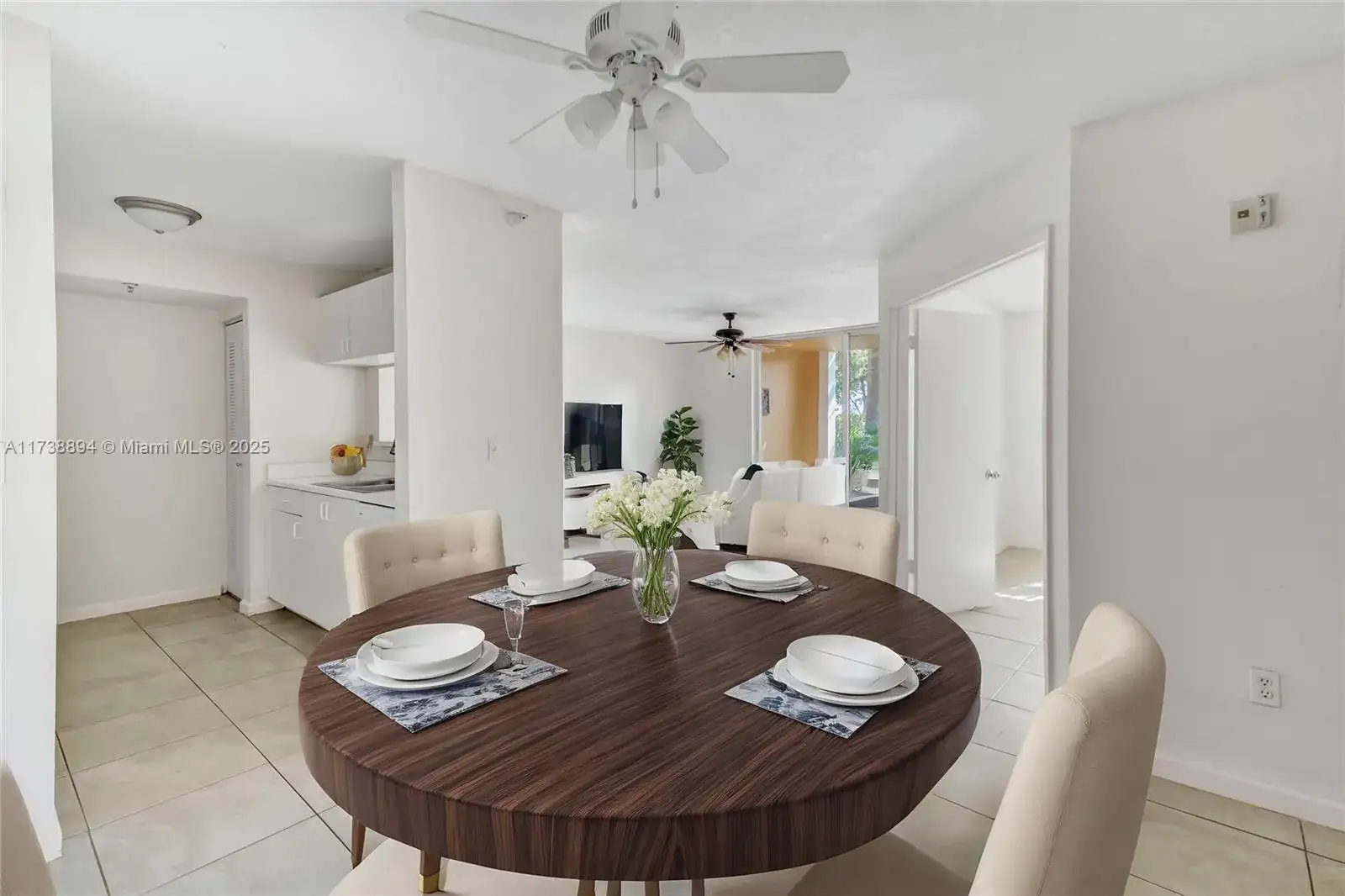160 Yacht Club Way # 110, Hypoluxo FL 33462 photo 5