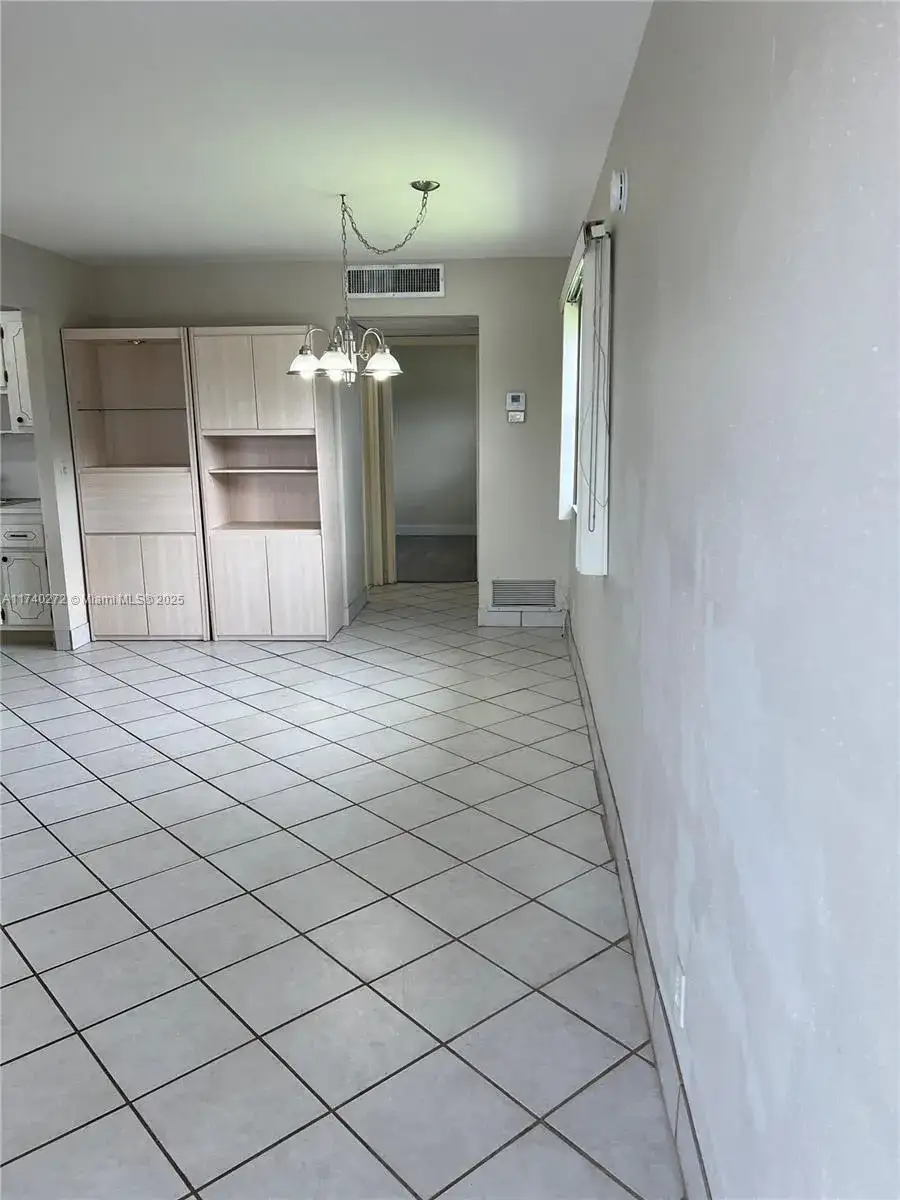 378 Brittany H # 378, Delray Beach FL 33446 photo 4