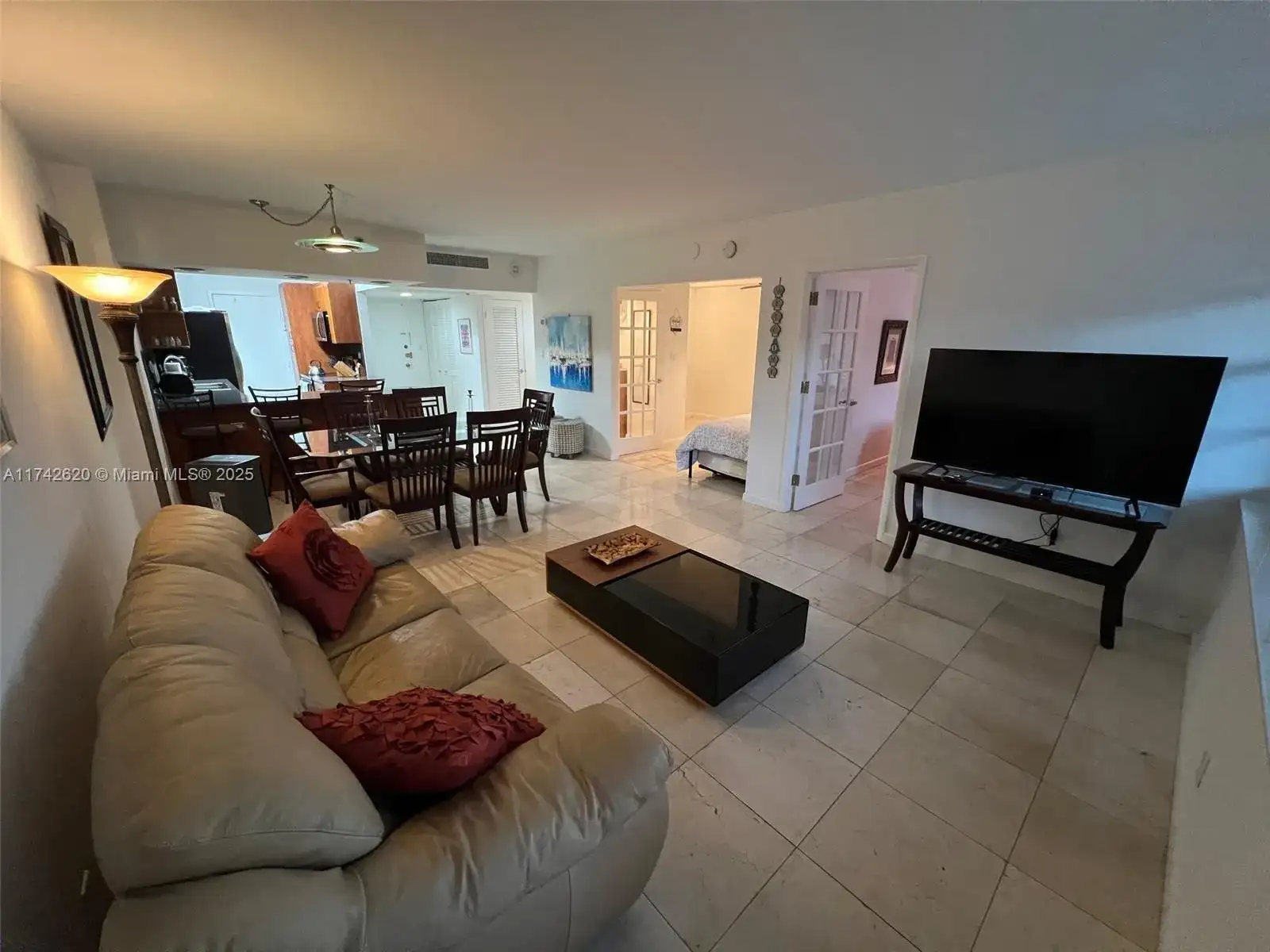 100 Lincoln Rd # 343, Miami Beach FL 33139 photo 4
