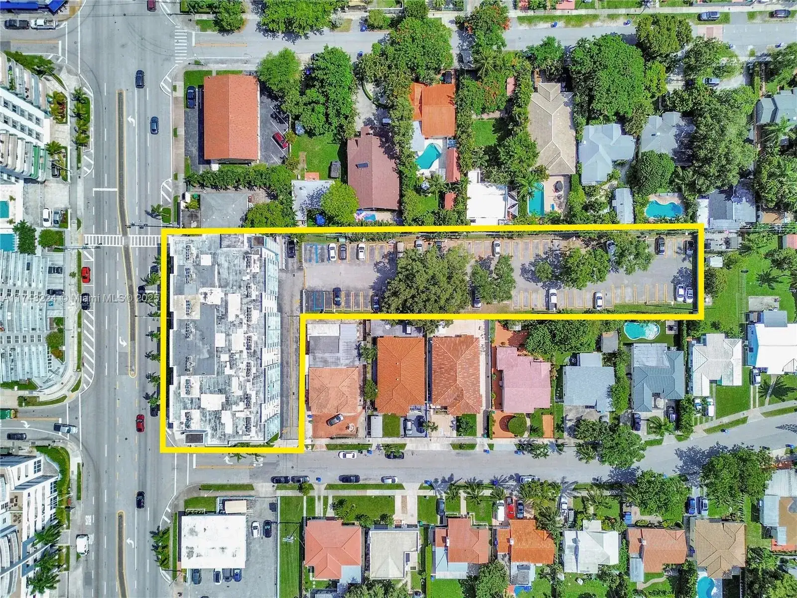 2575 SW 27th Ave # 508, Miami FL 33133 photo 3