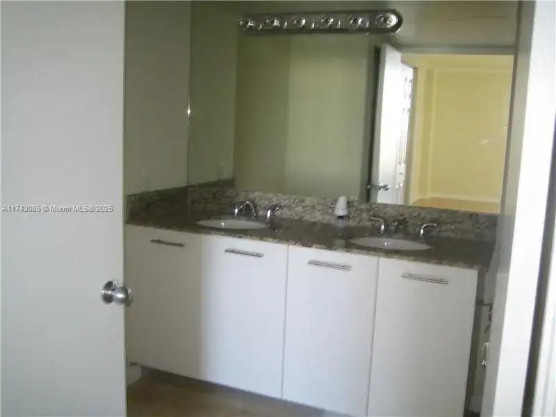 3300 NE 191st St # 1708, Aventura FL 33180 photo 2