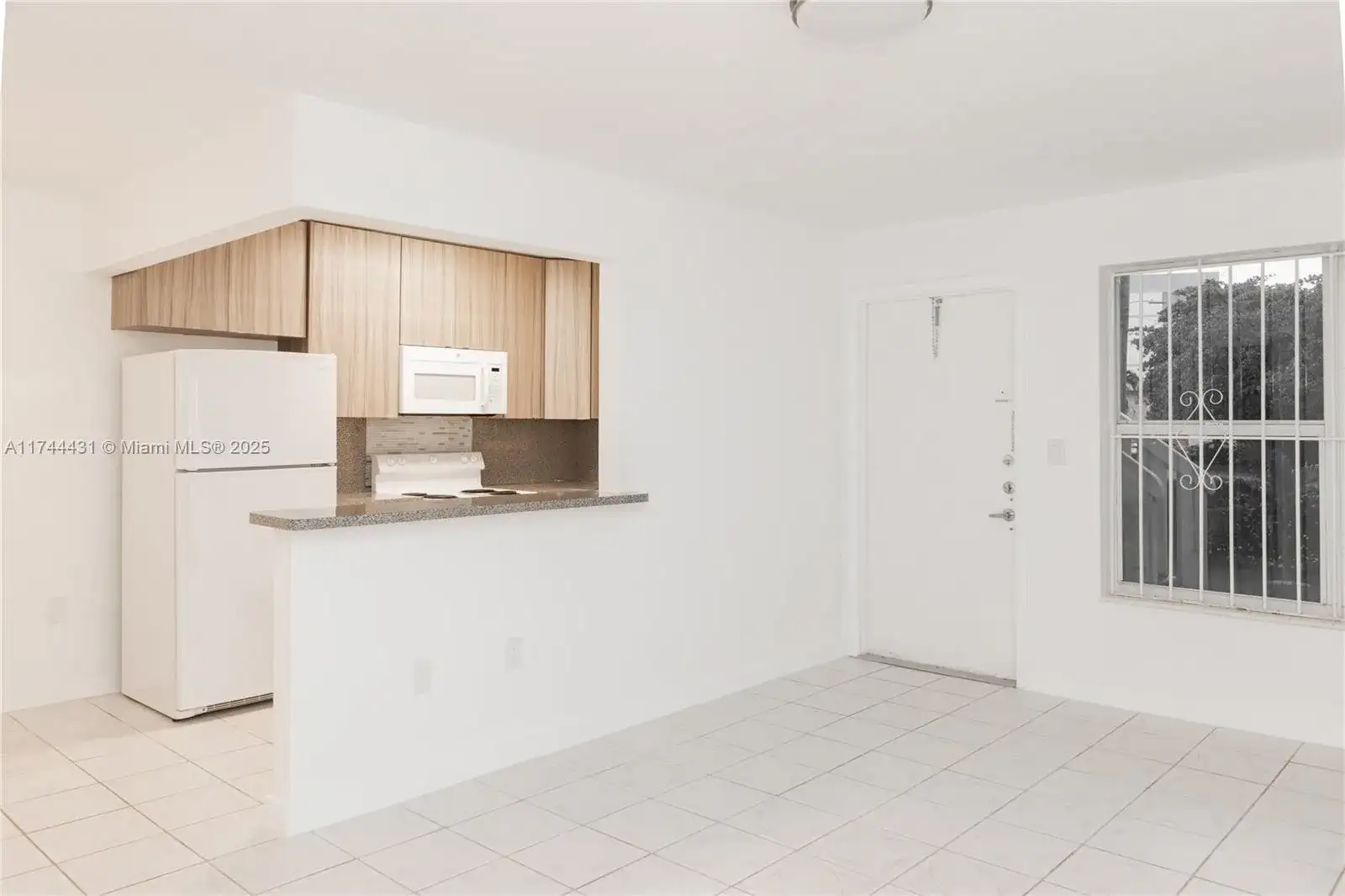 1060 NE 78th St Rd # 5, Miami FL 33138 photo 3
