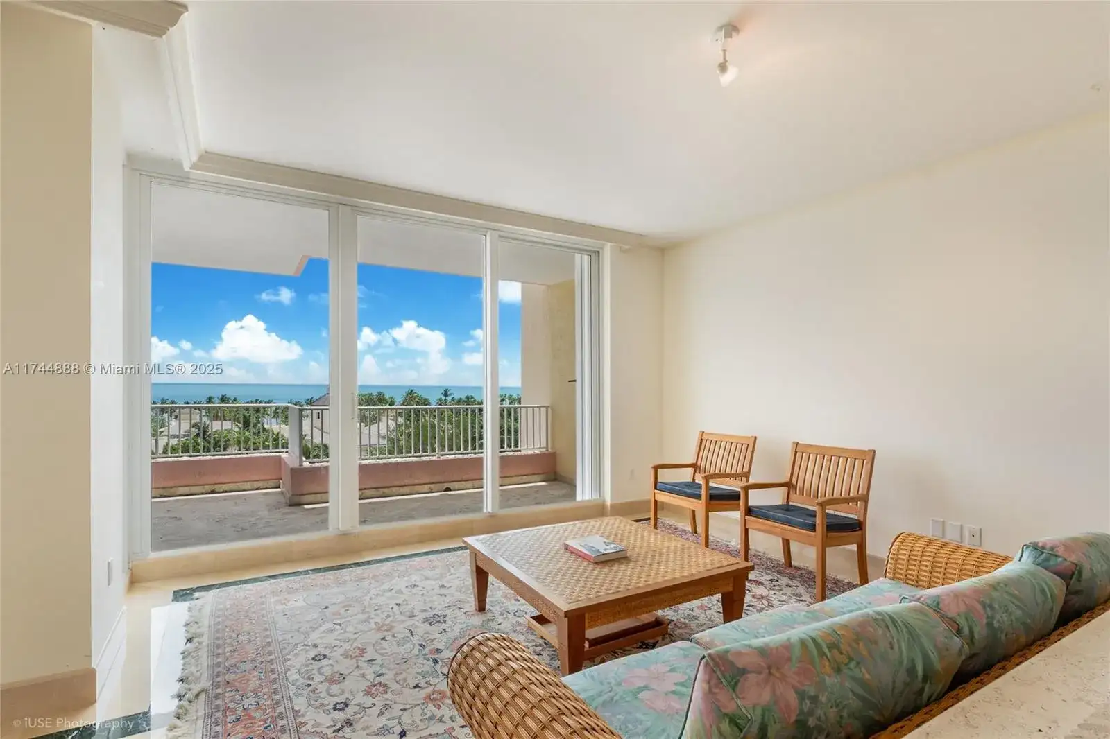 785 Crandon Blvd, Key Biscayne FL 33149 photo 3