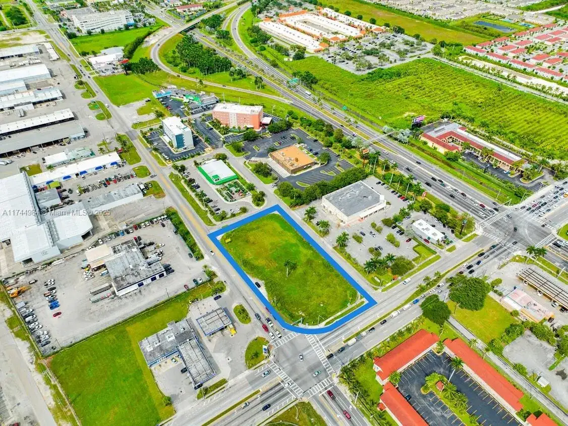 41 N Krome Ave, Florida City FL 33034 photo 3