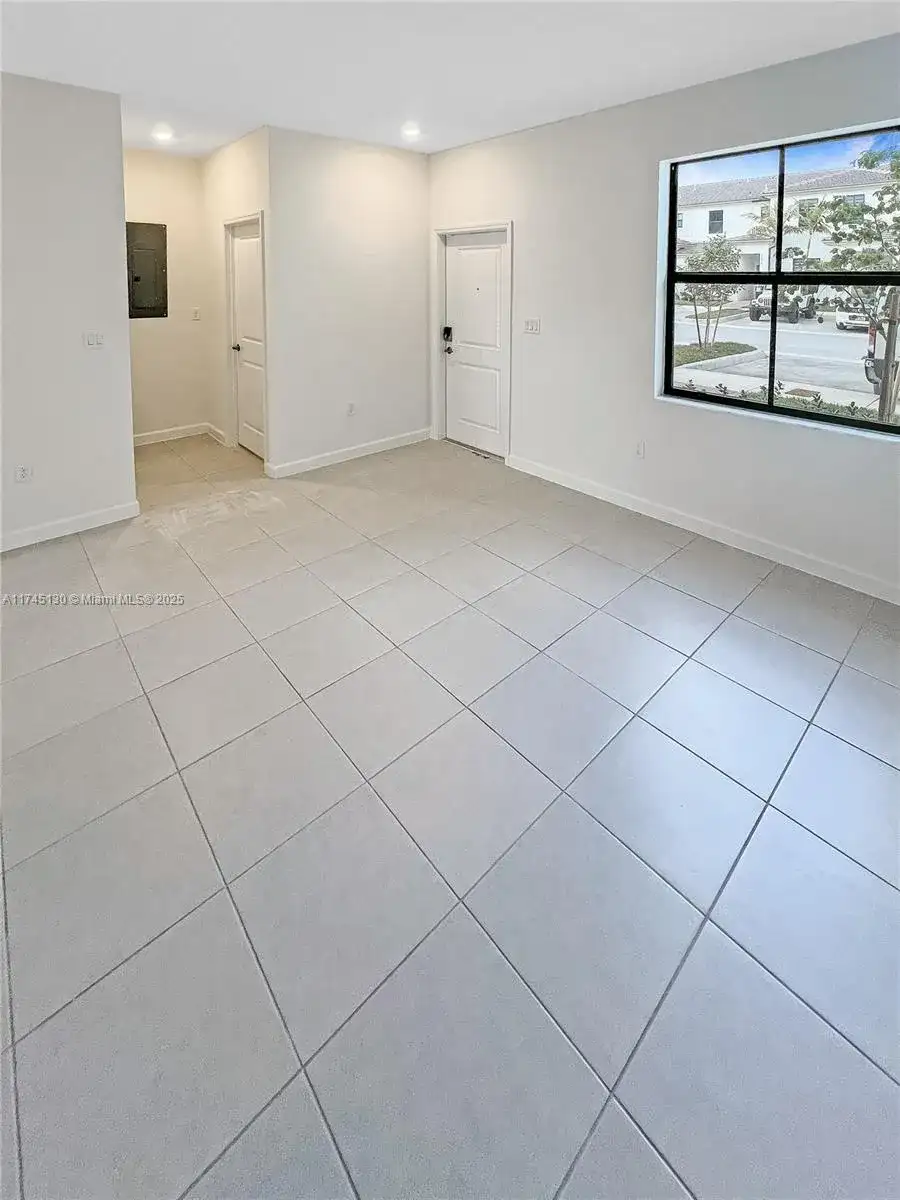 23415 SW 127th Pl, Homestead FL 33032 photo 3