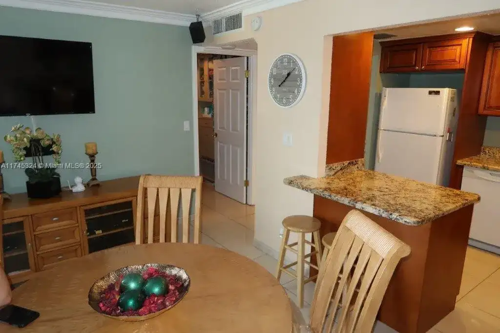 290 174th St # 2015, Sunny Isles Beach FL 33160 photo 5