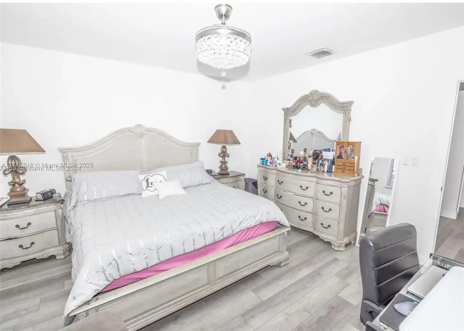 413 NW 12th Ave, Florida City FL 33034 photo 3