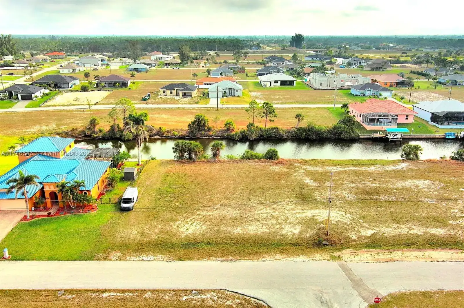 1939 NW 34th Pl, Cape Coral FL 33993 photo 5