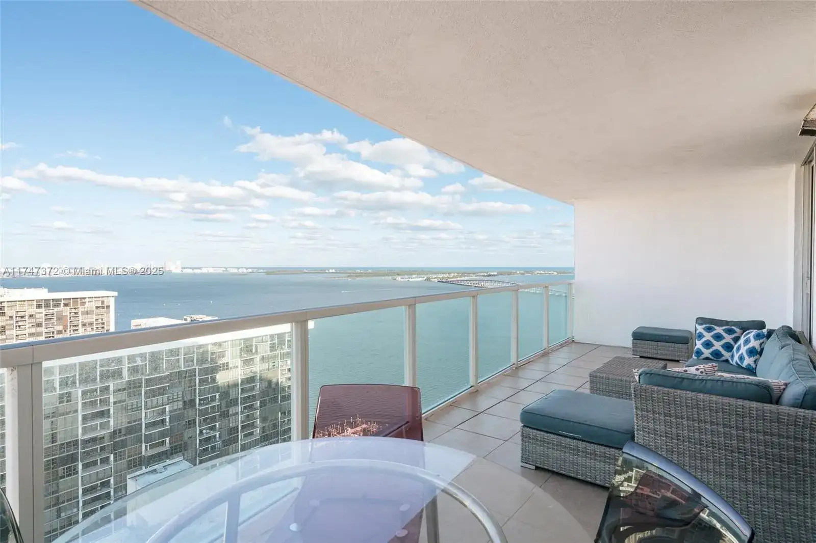 2101 Brickell Ave, Miami FL 33129 photo 2