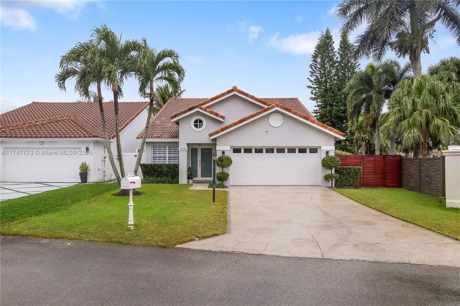 11175 Jasmine Hill Cir, Boca Raton FL 33498 photo 2