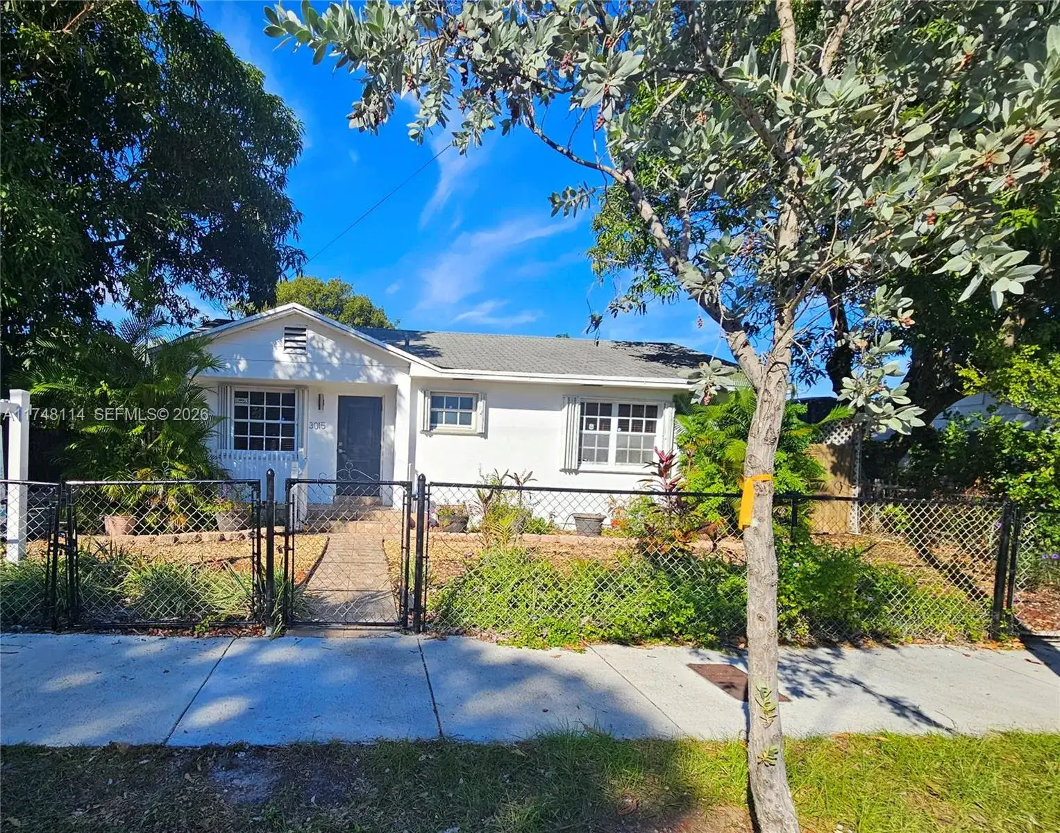 3015 SW 24th Ter, Miami FL 33145 photo 2