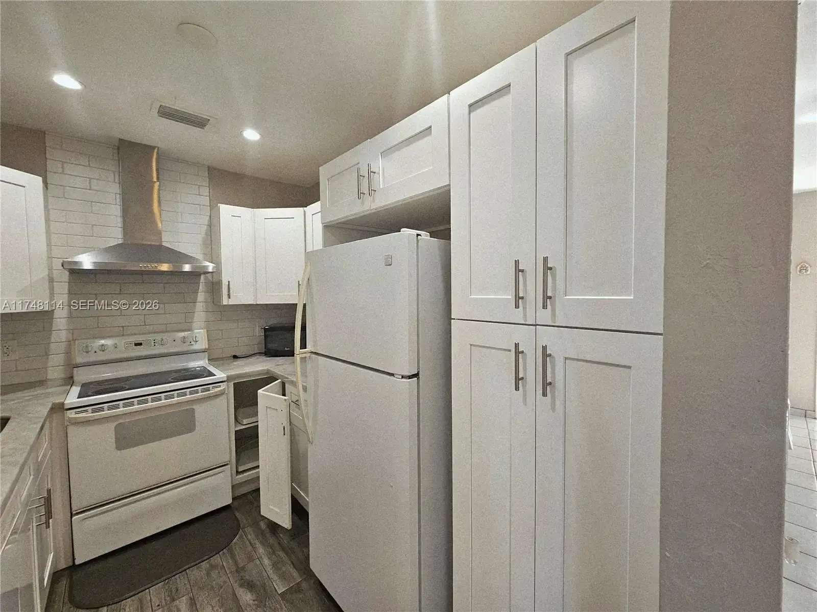 3015 SW 24th Ter, Miami FL 33145 photo 5