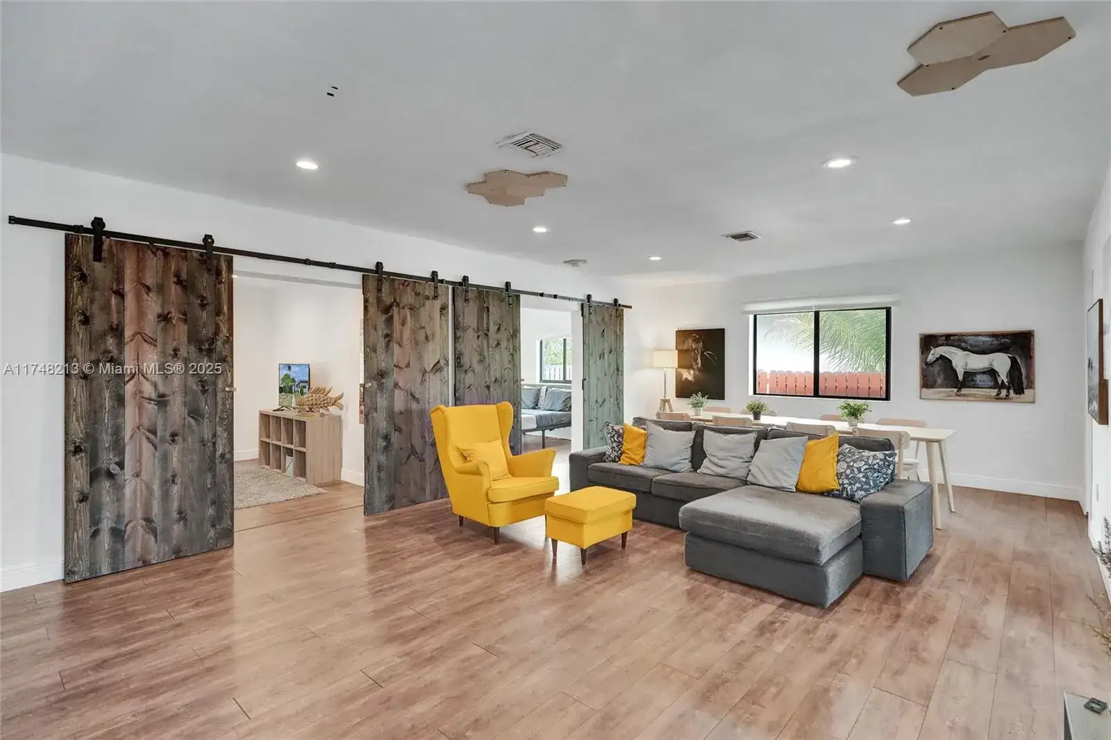 7548 Adventure Ave, North Bay Village FL 33141 photo 4