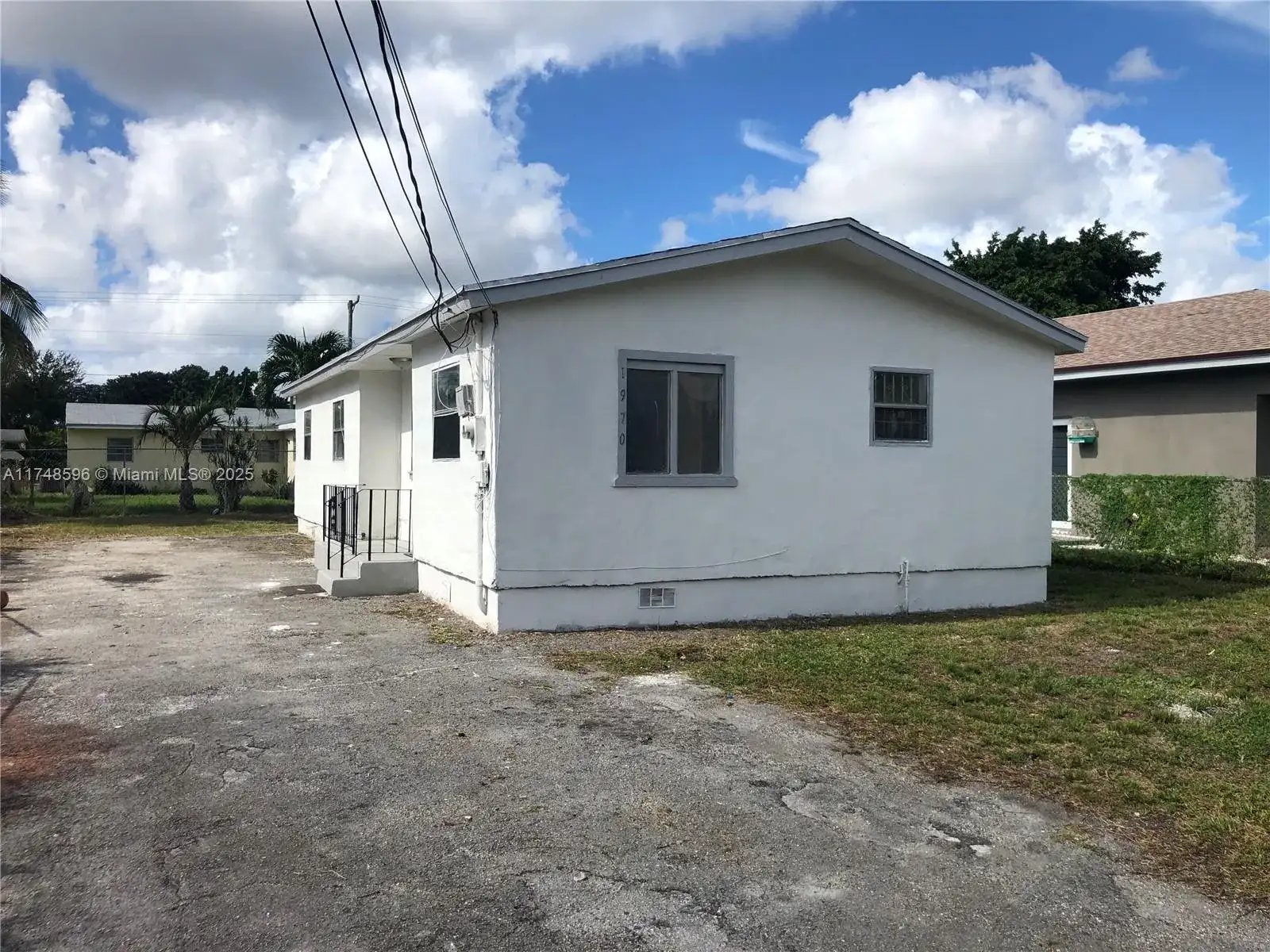 1970 NW 153rd St, Miami Gardens FL 33054 photo 2