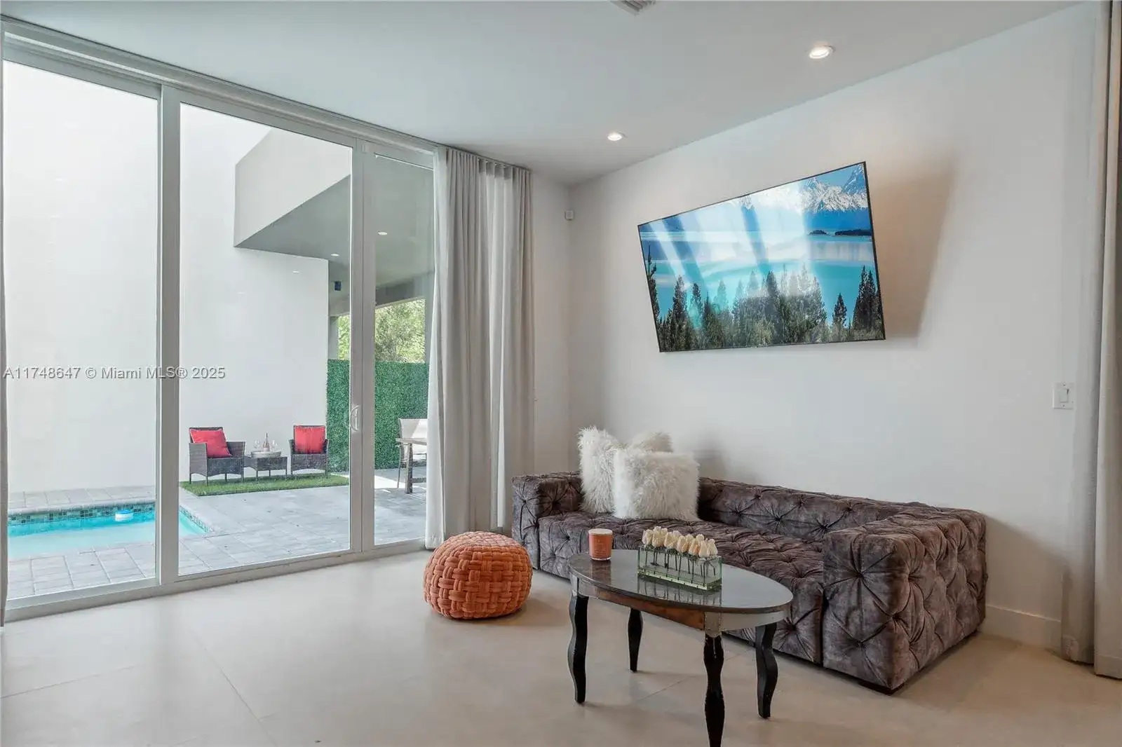 3580 SW 23rd St # 3580, Miami FL 33145 photo 3