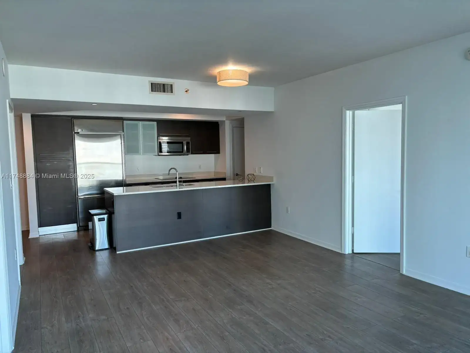 55 SE 6th St # 2005, Miami FL 33131 photo 5