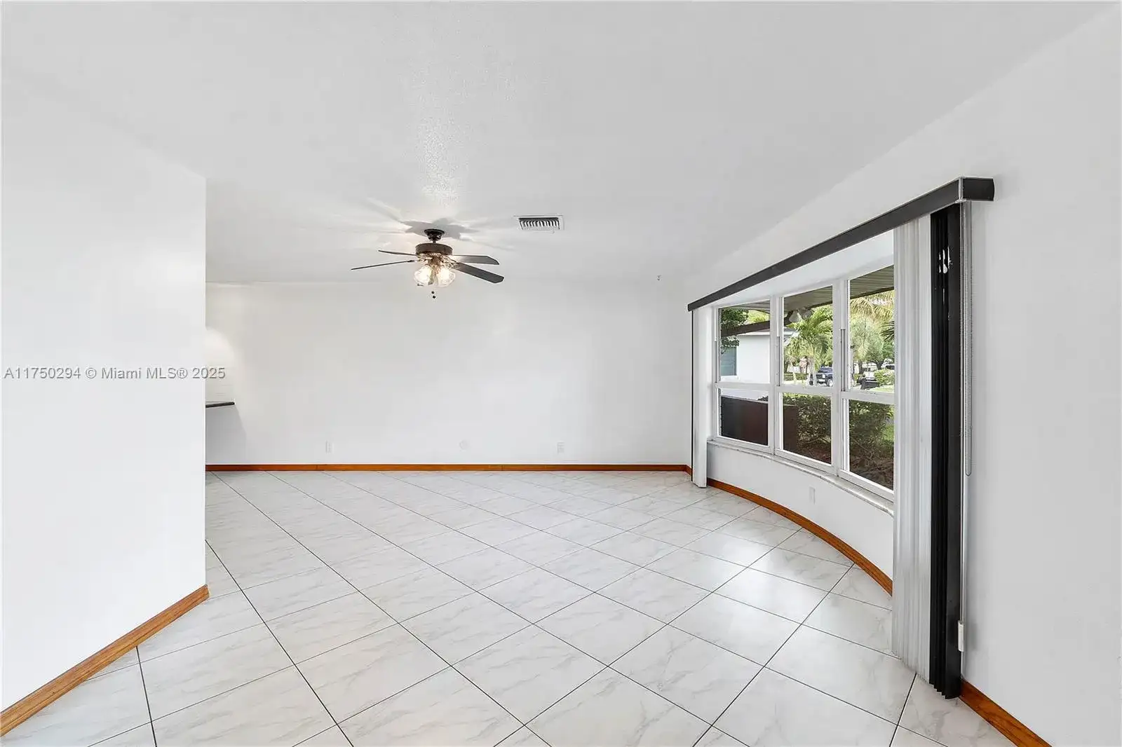 5300 Adams St, Hollywood FL 33021 photo 5