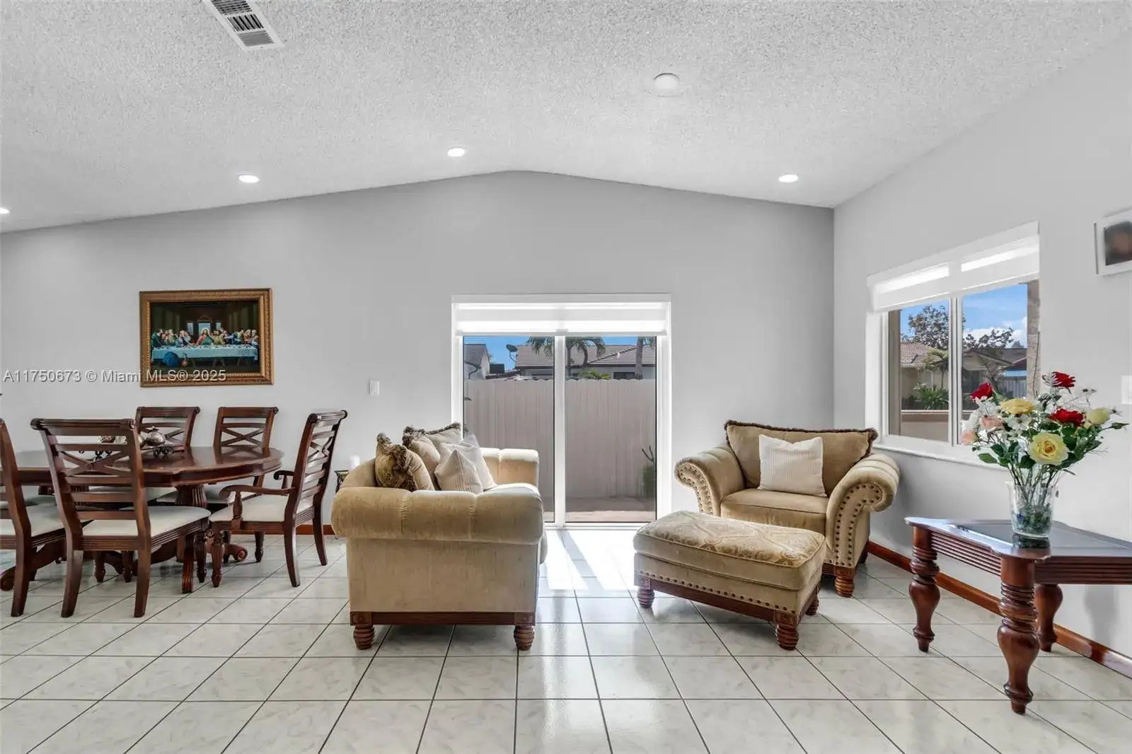 12872 NW 101st Pl, Hialeah Gardens FL 33018 photo 5