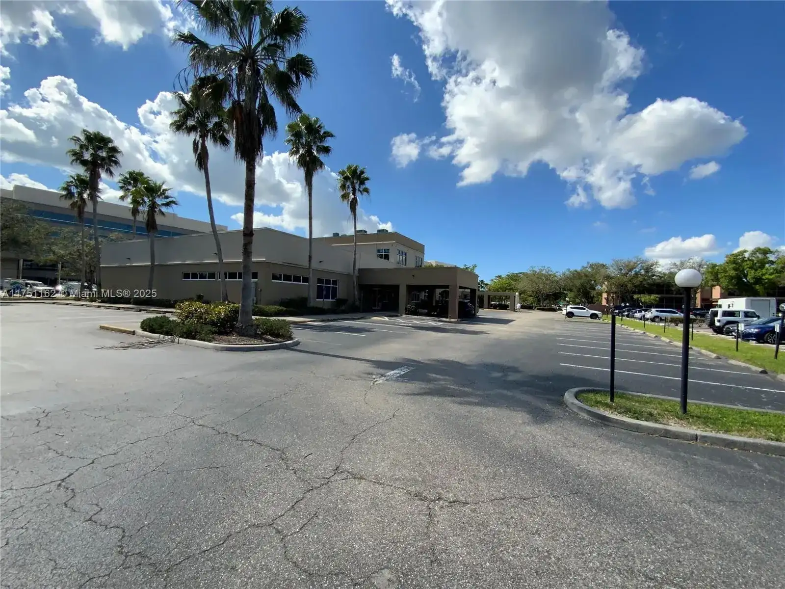 12731 New Brittany Blvd, Fort Myers FL 33907 photo 5
