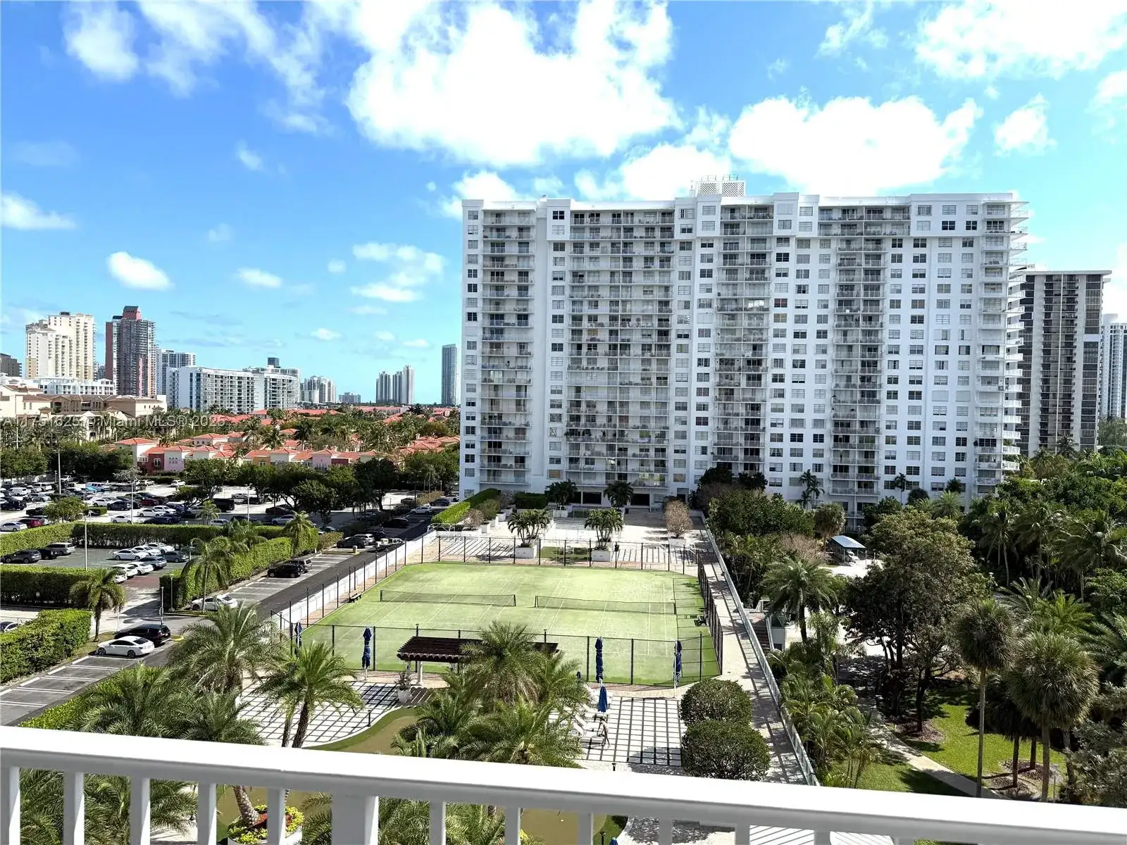 2801 NE 183rd St # 806W, Aventura FL 33160 photo 2