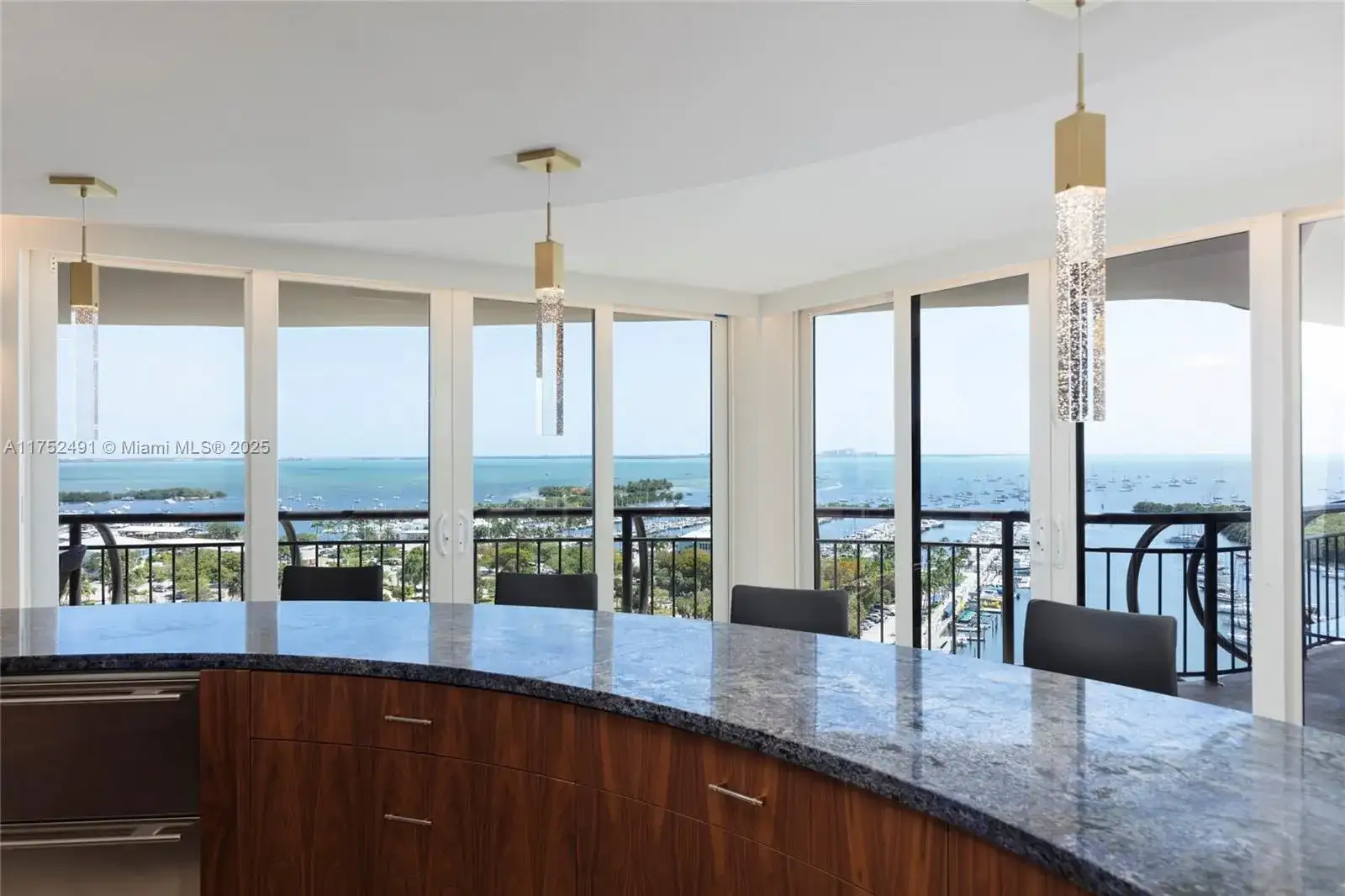 2843 S Bayshore Dr, Miami FL 33133 photo 3
