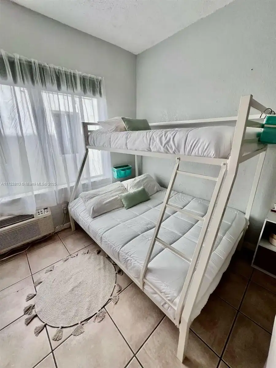 3700 Collins Ave # 202, Miami Beach FL 33140 photo 5