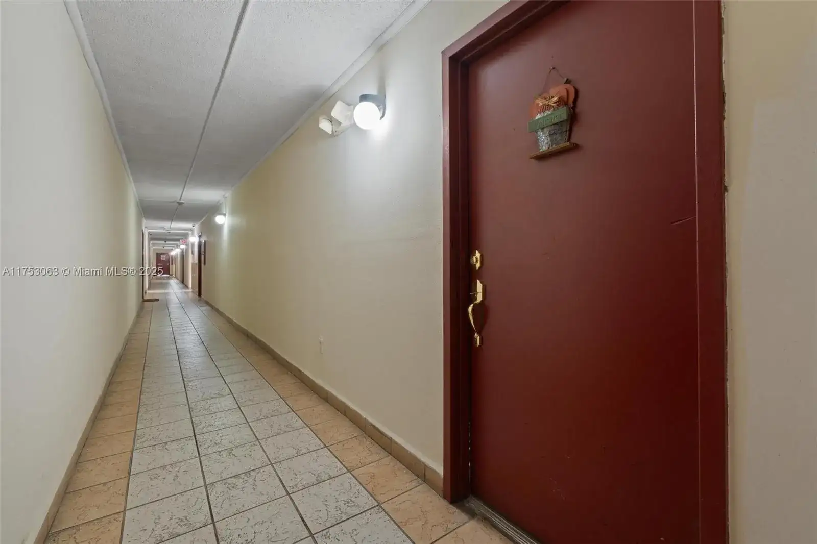 4801 NW 7th St # 16, Miami FL 33126 photo 3