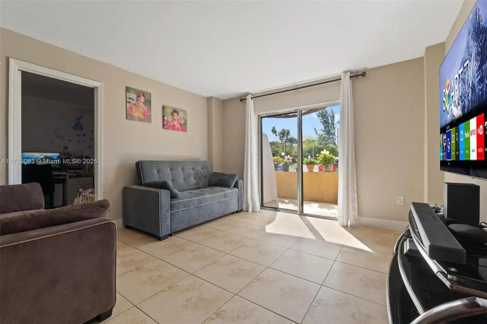 4801 NW 7th St # 16, Miami FL 33126 photo 5