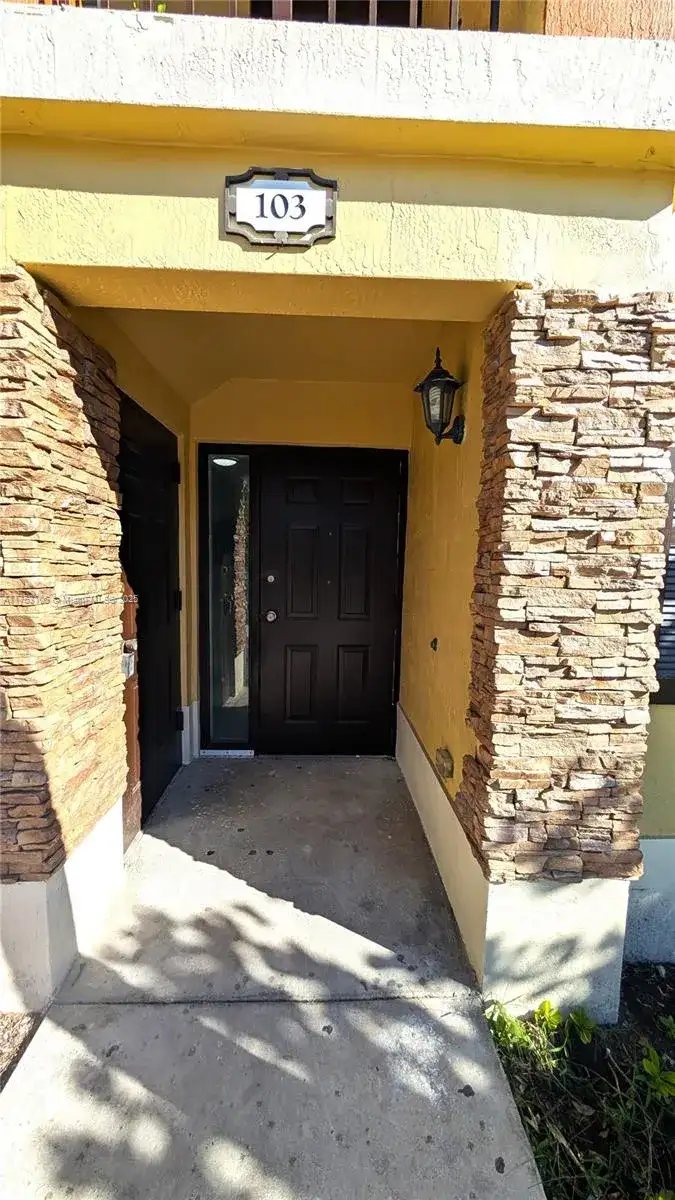 3395 NE 9th St # 103, Homestead FL 33033 photo 4