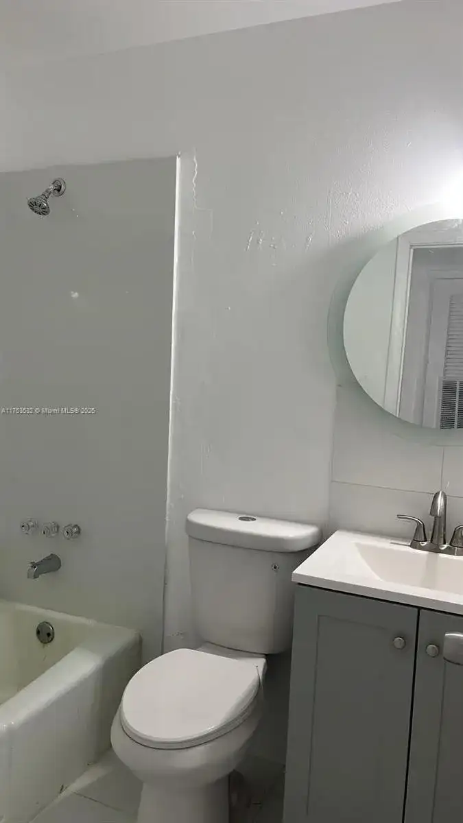 550 NE 44th St # M2, Deerfield Beach FL 33064 photo 3