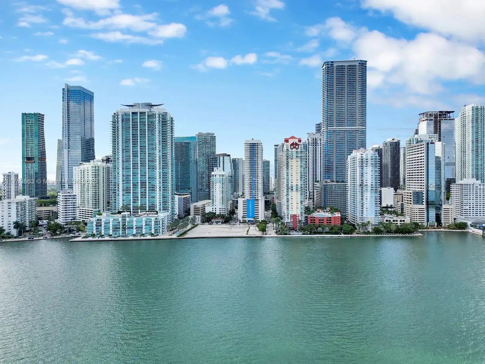 1200 Brickell Bay Dr # 4019, Miami FL 33131 photo 4