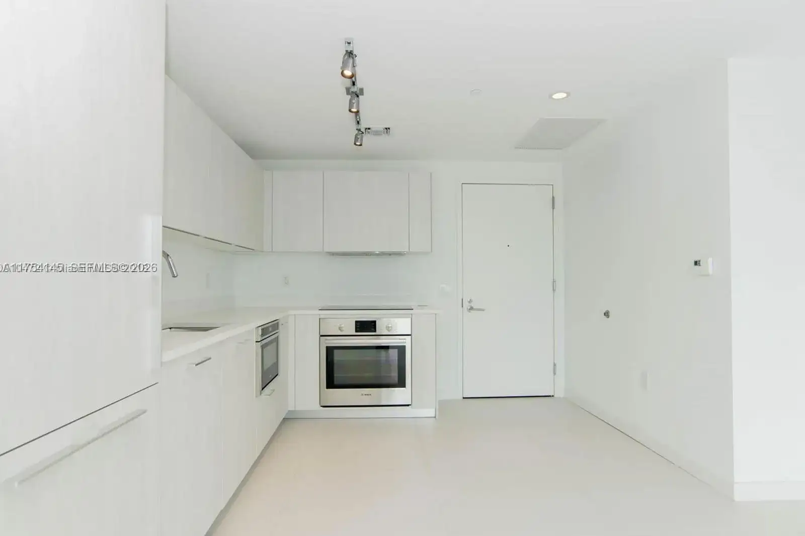 501 NE 31st St # 2009, Miami FL 33137 photo 4