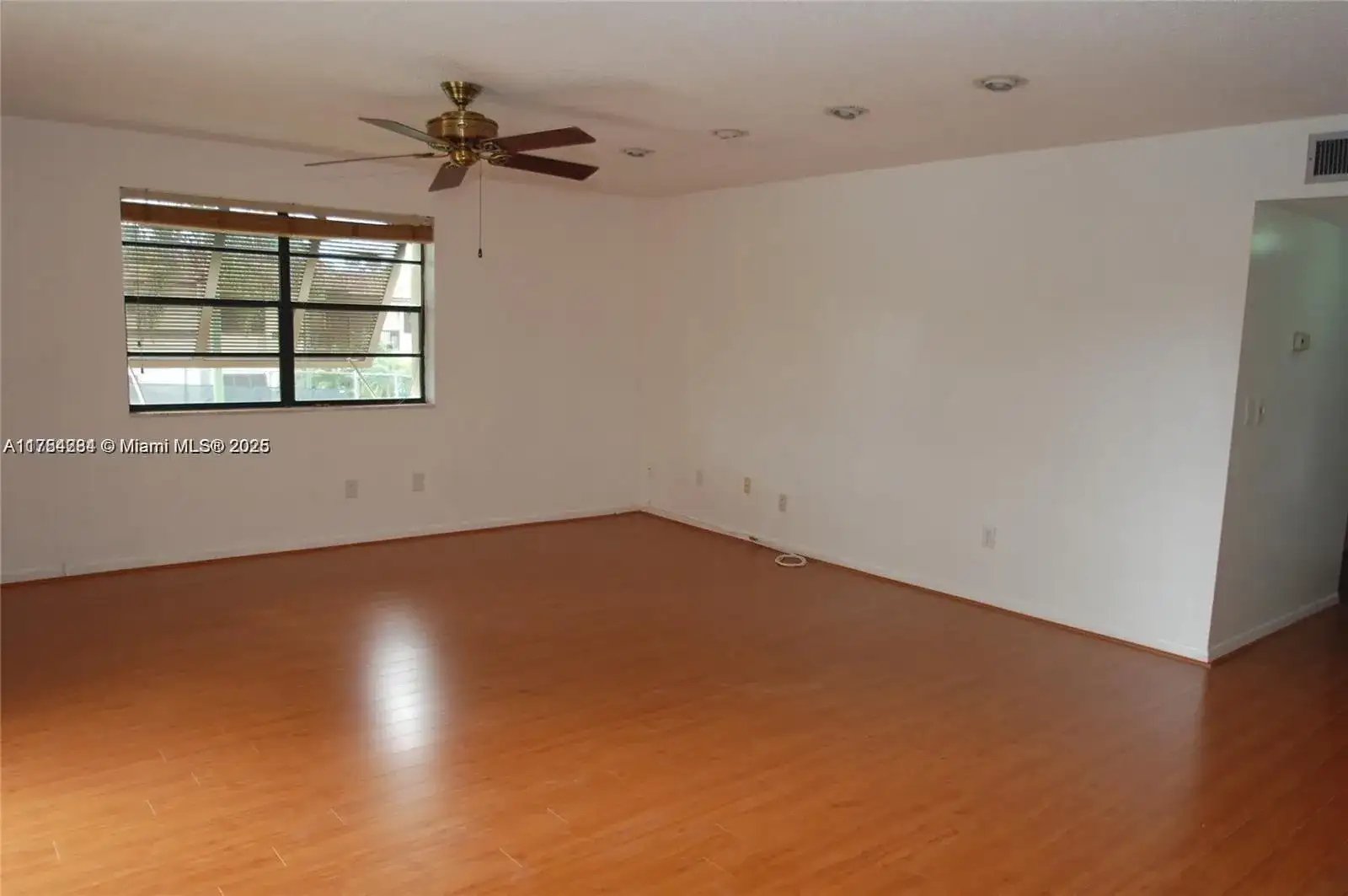 7935 SW 86th St # 823, Miami FL 33143 photo 4