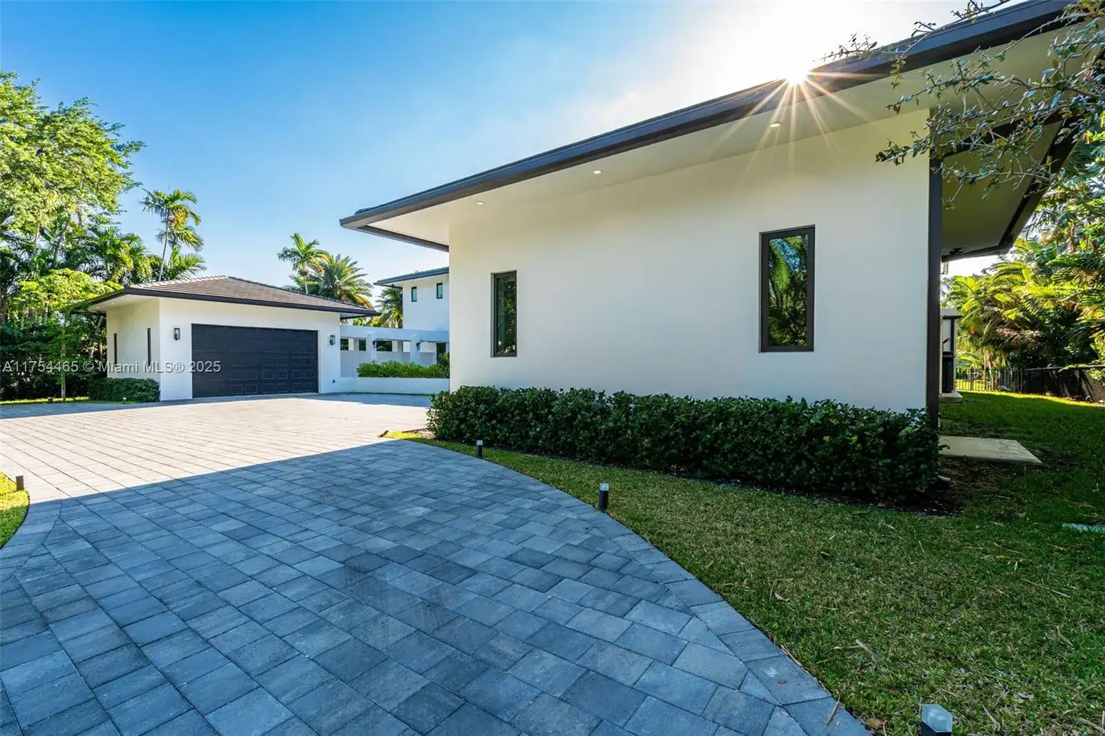4424 Granada Blvd, Coral Gables FL 33146 photo 4