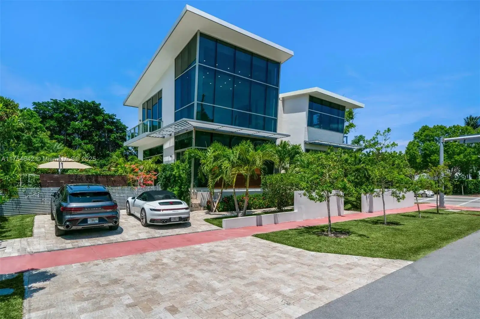 1201 W 47th St, Miami Beach FL 33140 photo 4