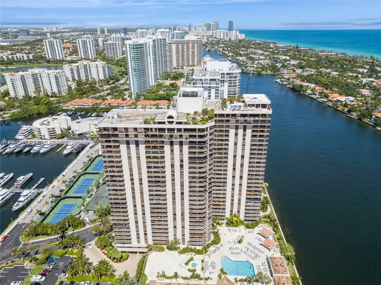 19667 Turnberry Way # 8K, Aventura FL 33180 photo 4