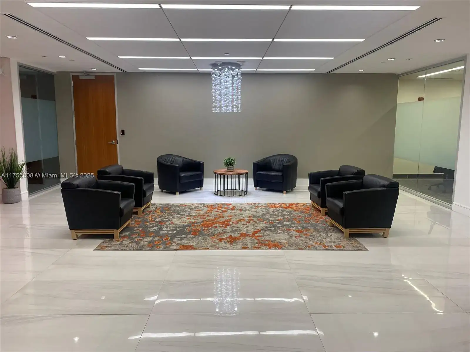 2 S Biscayne Blvd # 3200, Miami FL 33131 photo 2
