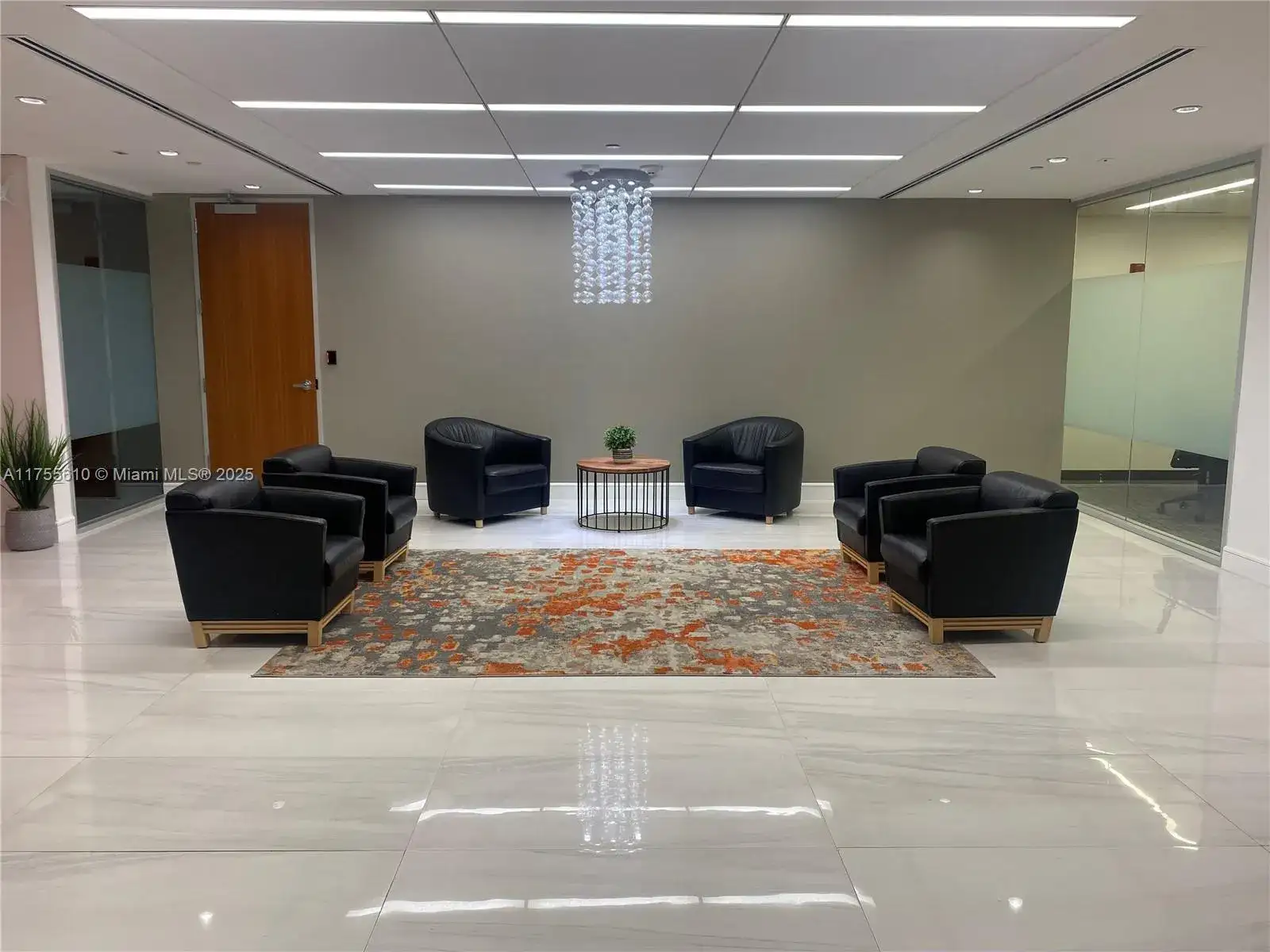 2 S Biscayne Blvd # 3200, Miami FL 33131 photo 2