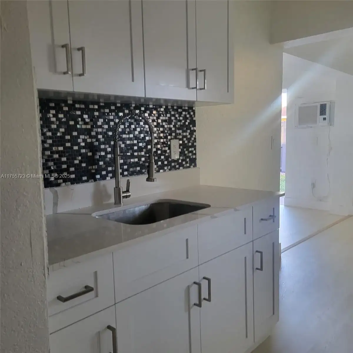 715 SW 6th St # 2, Dania Beach FL 33004 photo 4