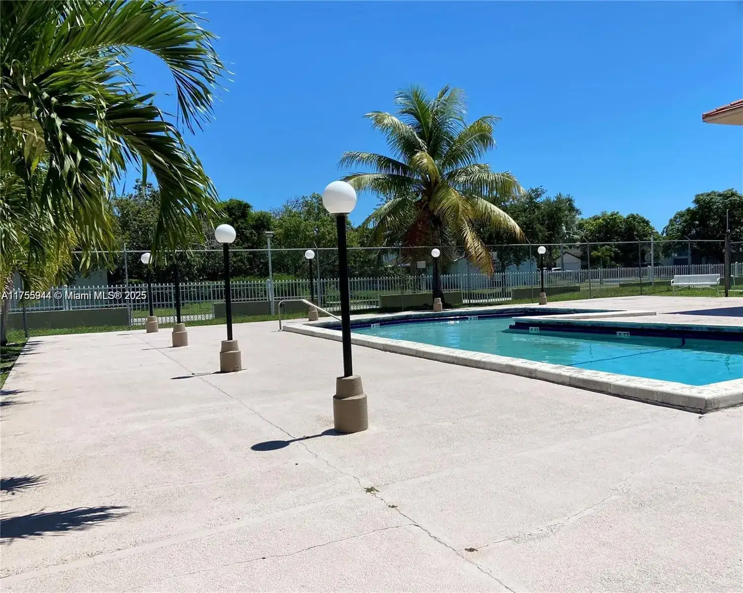 17190 SW 94th # 903, Palmetto Bay FL 33157 photo 4