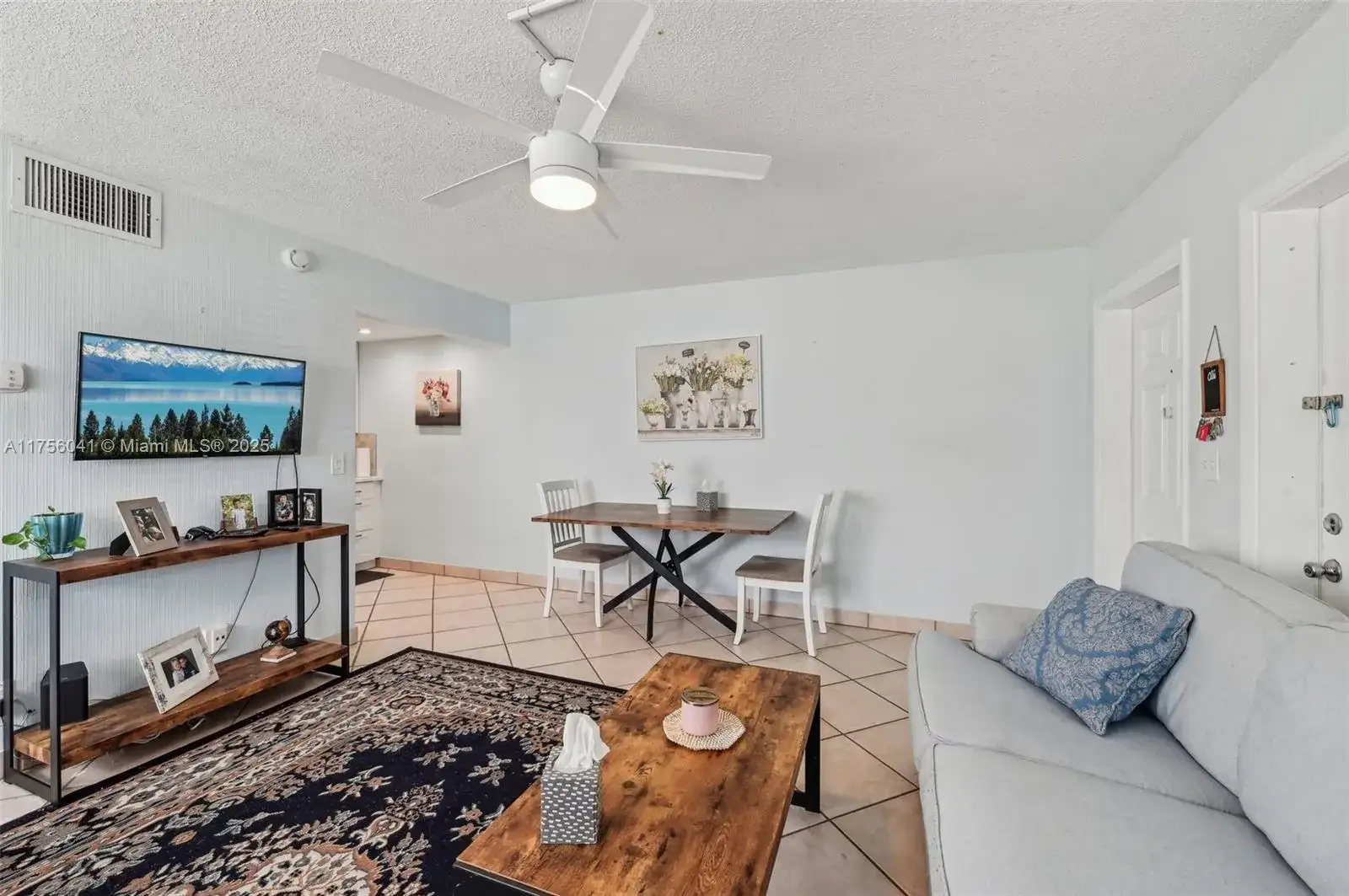 90 NE 19th Ave # 1, Deerfield Beach FL 33441 photo 4