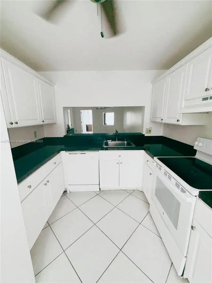9737 N Belfort Cir # 108, Tamarac FL 33321 photo 2
