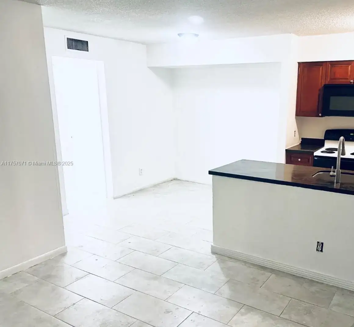 10440 NW 8th St # 103, Pembroke Pines FL 33026 photo 2